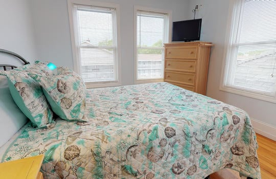 Sarhas-Place-39-East-Grand-Ave-Old-Orchard-Beach-Maine-06142019_140432