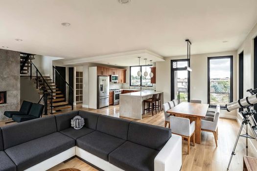 Copy-of-FSH_kitchen-dining_improved_mahogany