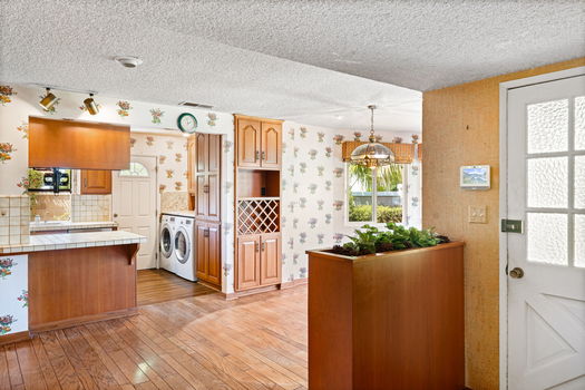 16-web-or-mls-1303-Crestridge-Dr-SandKasl-Imaging-Gary-Kasl-San-Diego-Residential-Hospitality-Photography-13