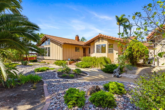 30-web-or-mls-1303-Crestridge-Dr-SandKasl-Imaging-Gary-Kasl-San-Diego-Residential-Hospitality-Photography-27