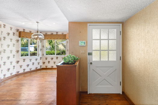 6-web-or-mls-1303-Crestridge-Dr-SandKasl-Imaging-Gary-Kasl-San-Diego-Residential-Hospitality-Photography-3