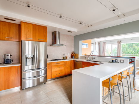 8-web-or-mls-2335-33rd-St-Gary-Kasl-SandKasl-Imaging-9