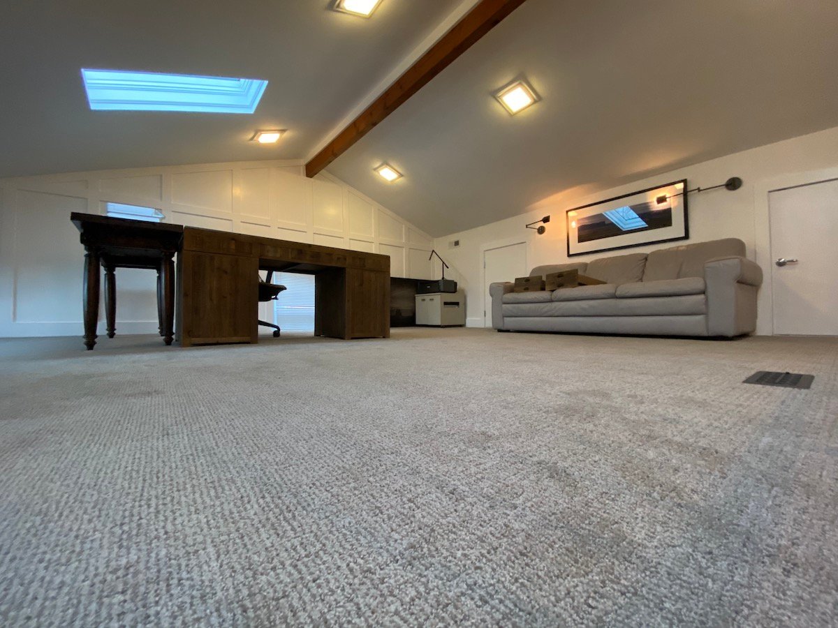 Buddy Allen Carpet, Donelson real estate