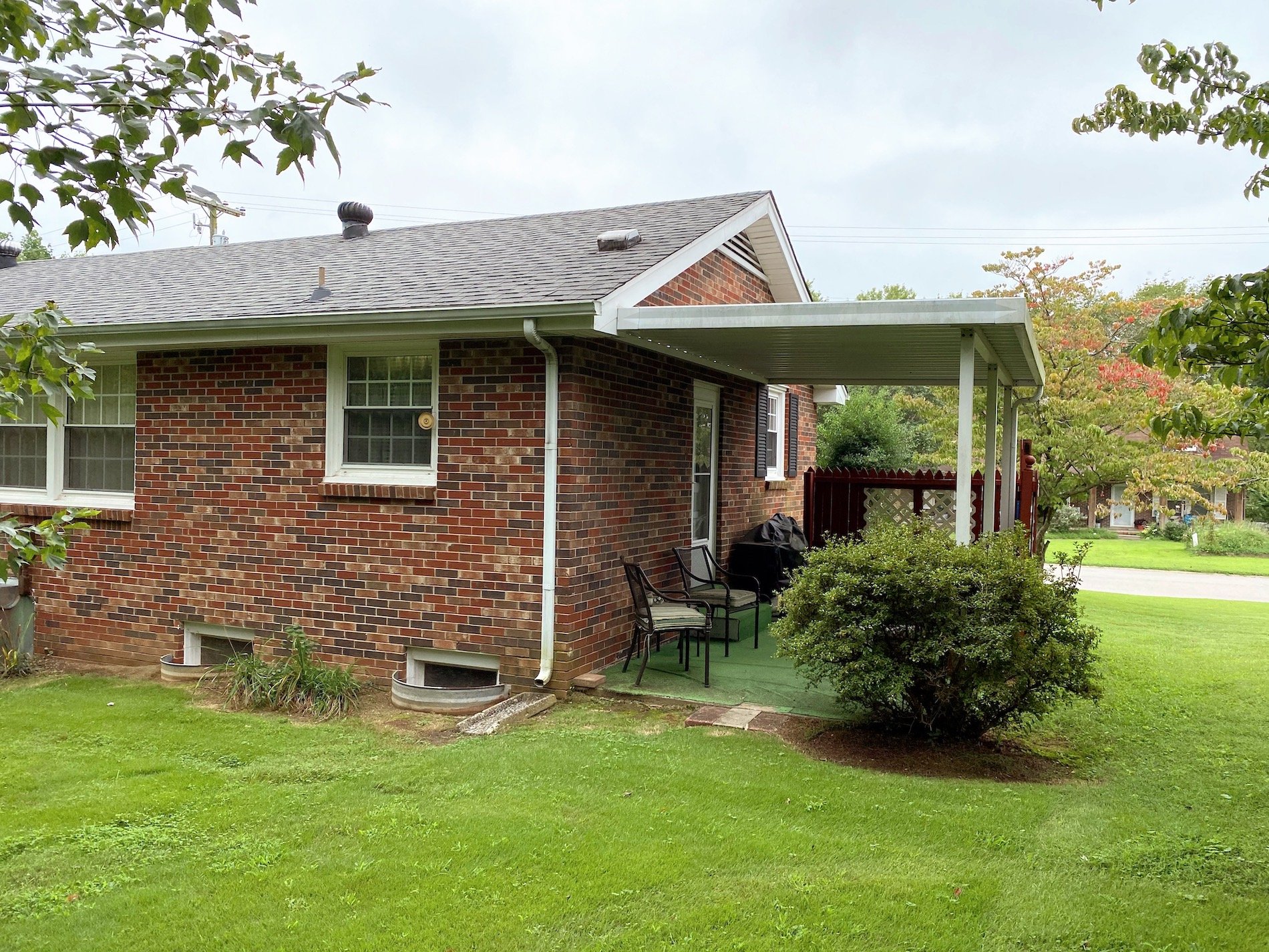 Covered patio on all brick home in Wilson County, TN