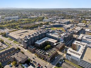 28-web-or-mls-817 3rd Ave N 315 – 028 copy