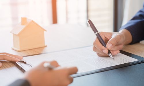 How to Handle Lowball Offers Without Losing Serious Buyers