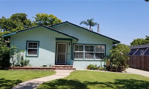 367 N Waverly St | Old Towne Orange